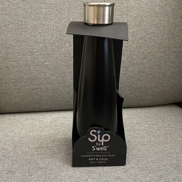 Sip by S’well black hot/cold water bottle - Picture 1 of 4